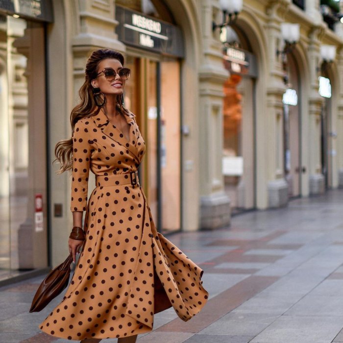 Вечерние платья 2022