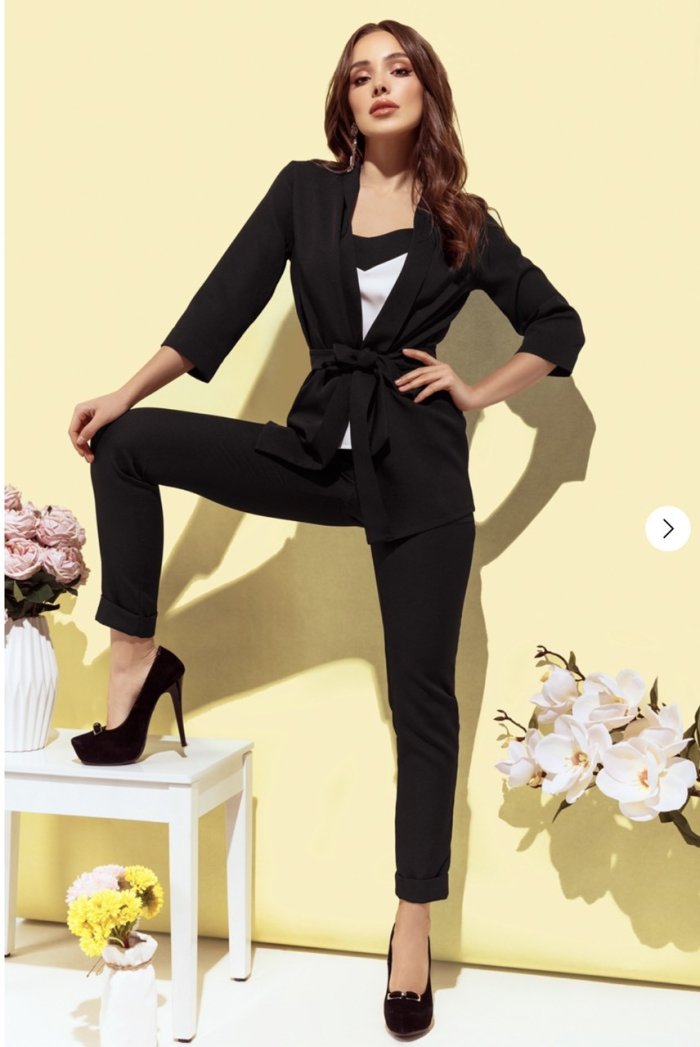 Синий брючный костюм женский