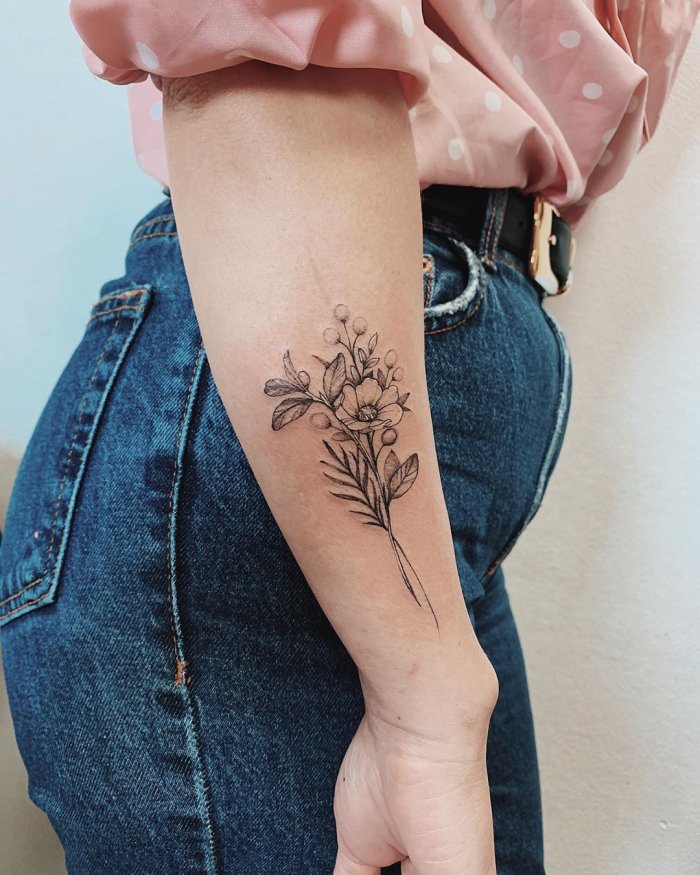 Тату Незабудка