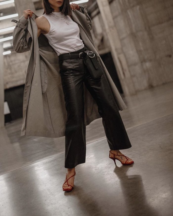 Кожаные брюки 2022