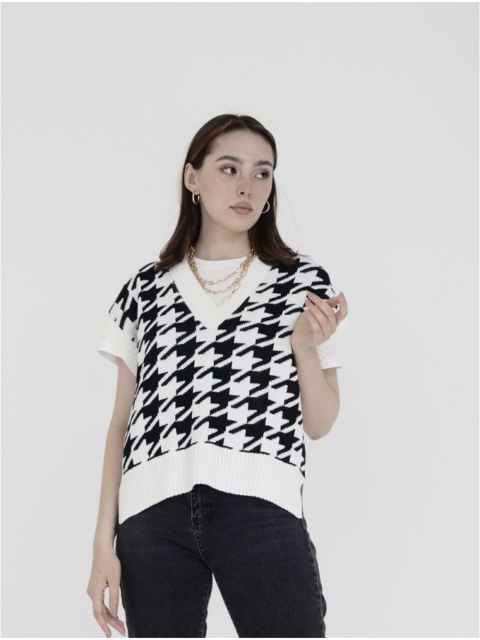 Безрукавка женская 2022