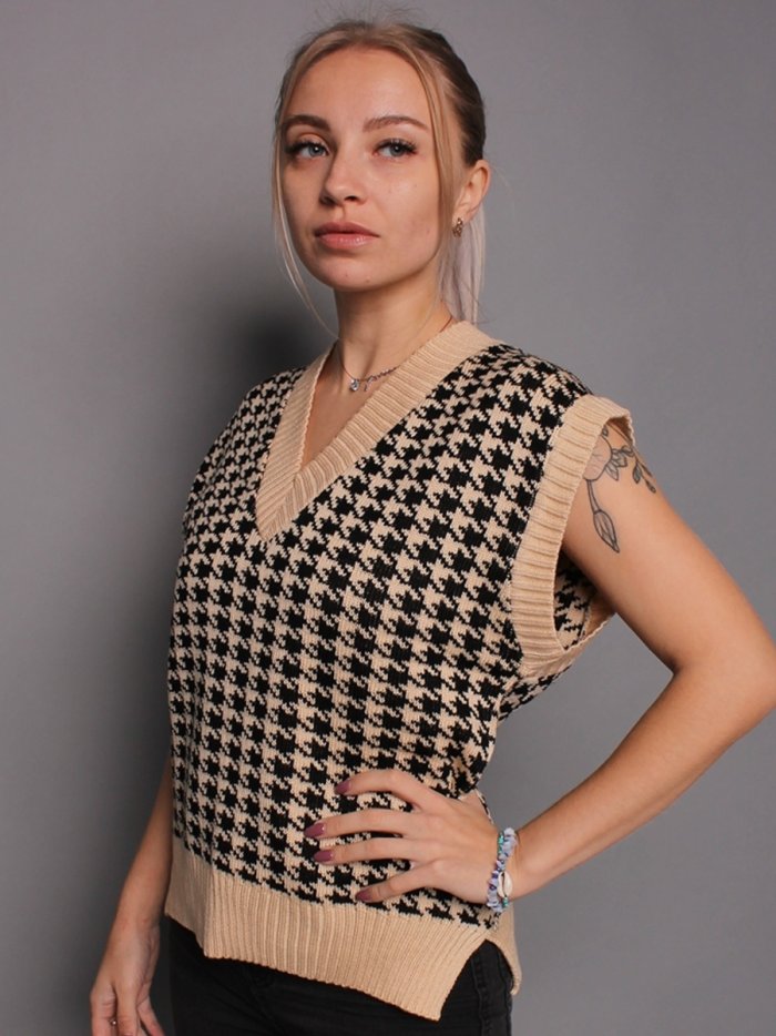 Белый брючный костюм женский с жилетом