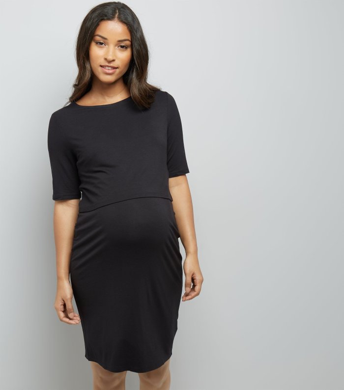 Стильные черные платья 2022