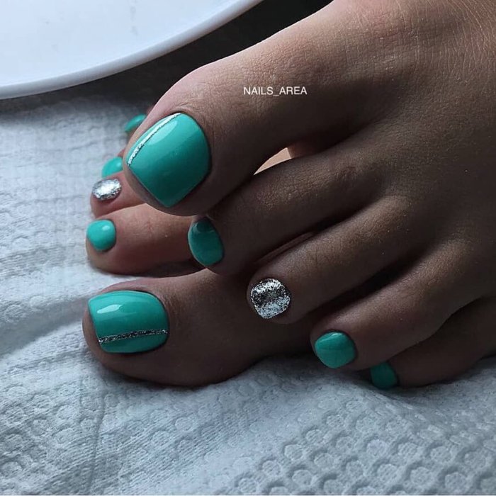 Педикюр градиент 2020