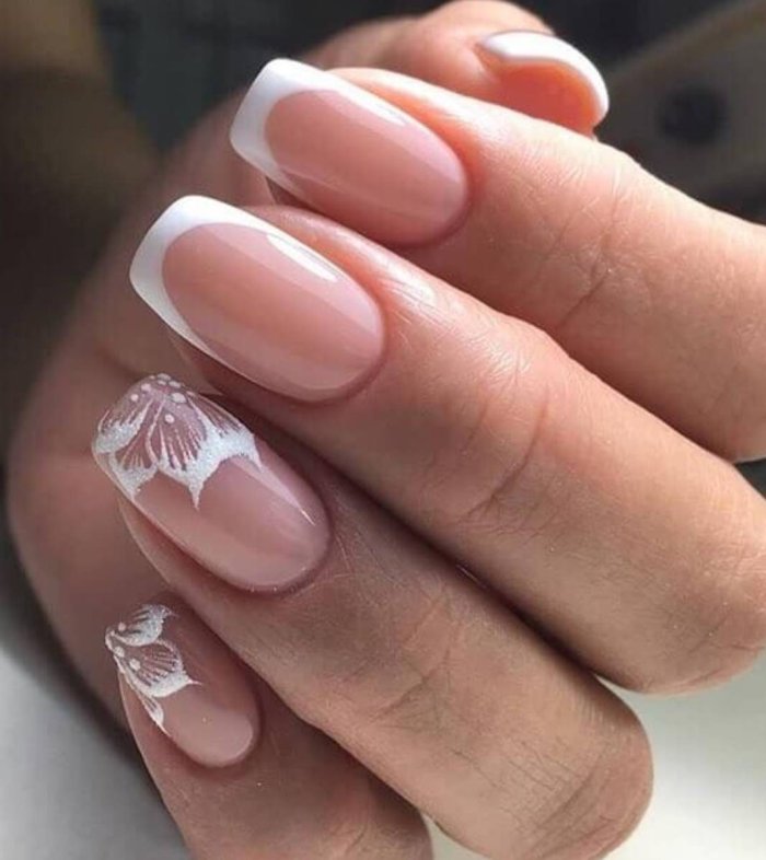 Свадебный маникюр френч квадрат