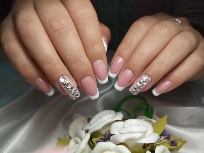 Ногти для невесты 2020