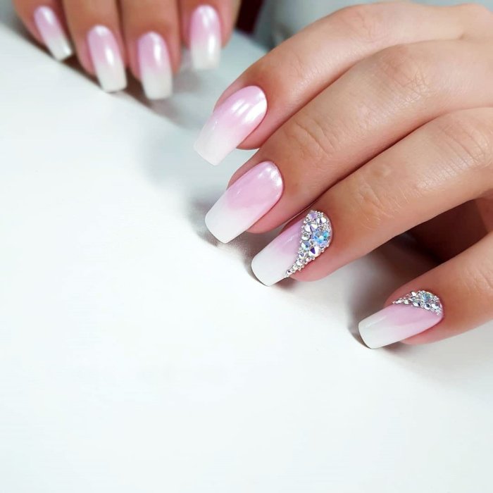 Френч маникюр