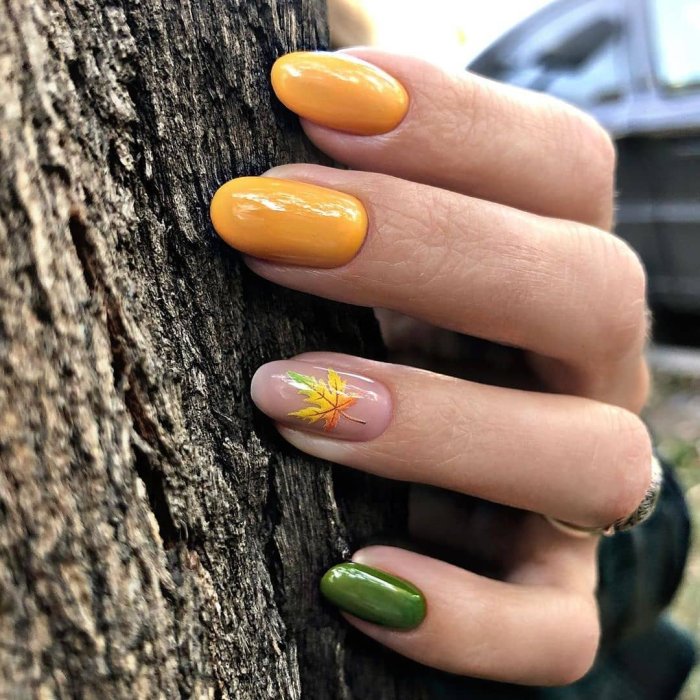 Маникюр в осенних тонах