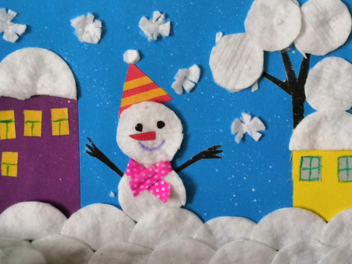 Объемная елка из ватных дисков