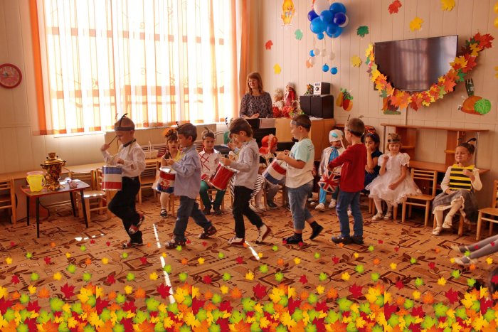 Фотозоны для детей осень