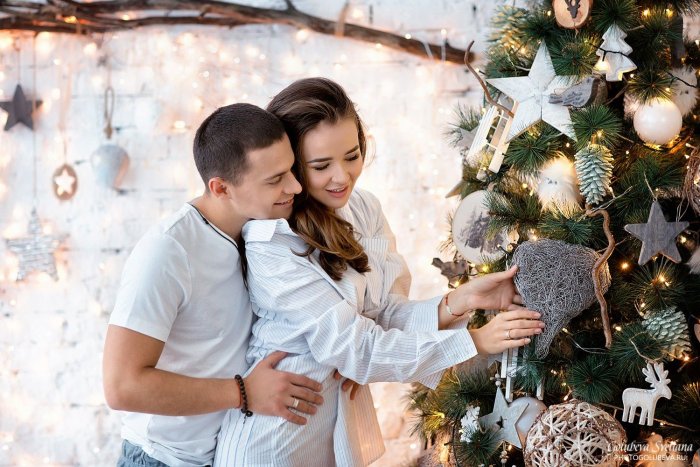 Парная фотосессия в студии Новогодняя