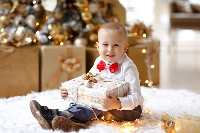 Новогодние фотосессии в коробке дети