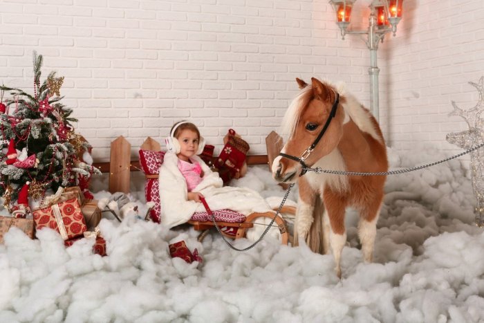 Новогодняя лошадь