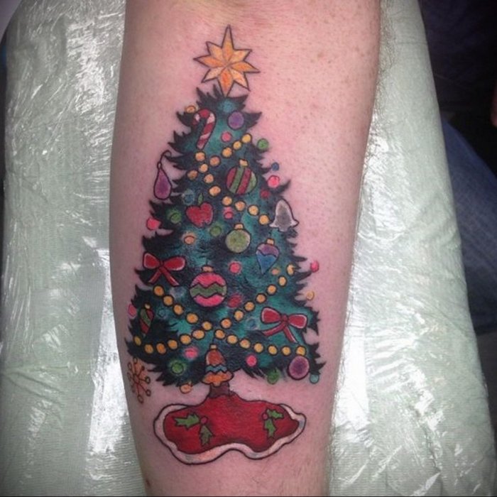 Санта с тату