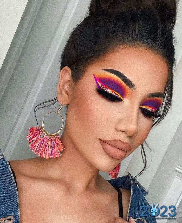 Макияж 2022 года модный