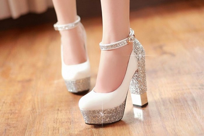 Туфли на каблуке