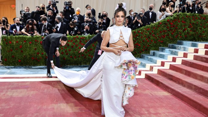 Камилла Кабельо мет Гала 2021