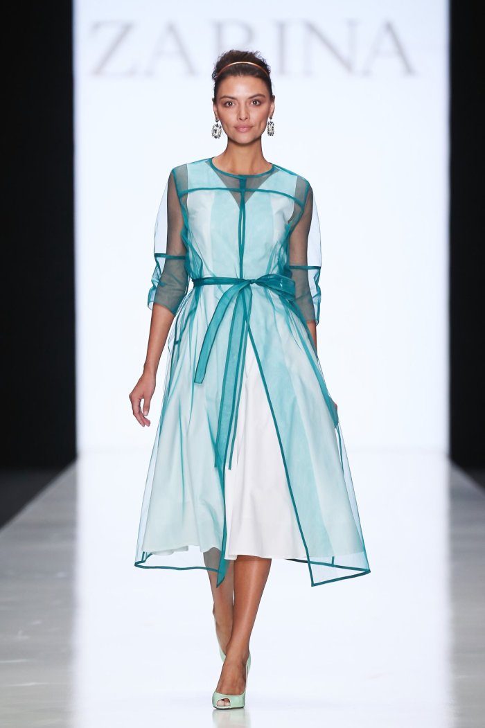 Полупрозрачное платье миди