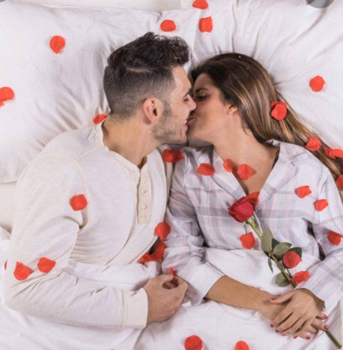 Лавстори с цветами