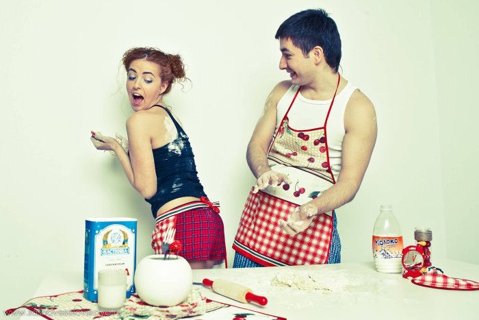 Фотосъемка лавстори на кухне