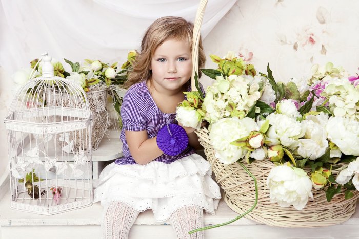 Детские весенние фотосессии в студии