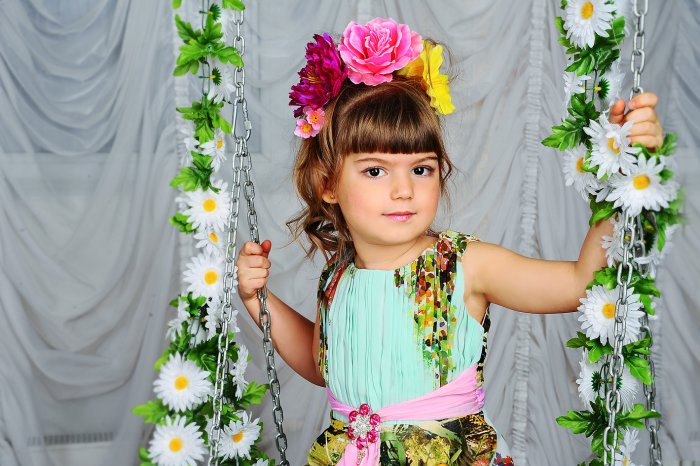 Цветочная фотосессия для детей