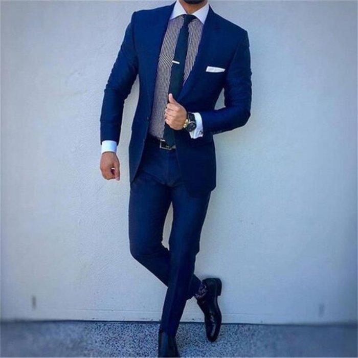 Костюм мужской
