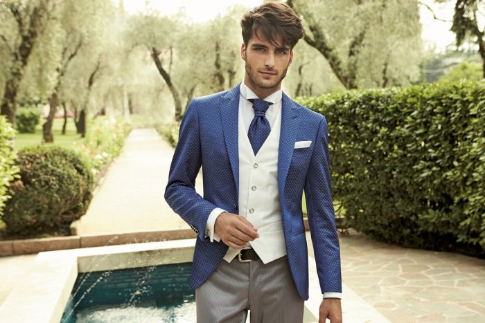 Костюм в клетку мужской