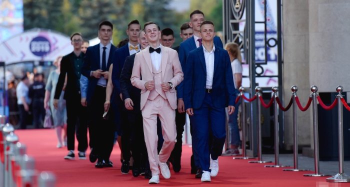 Стильный костюм