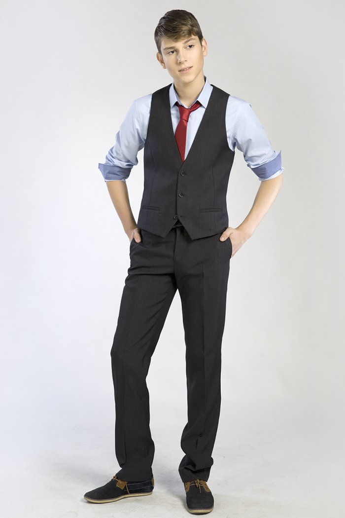 Ассортимент мужской обуви