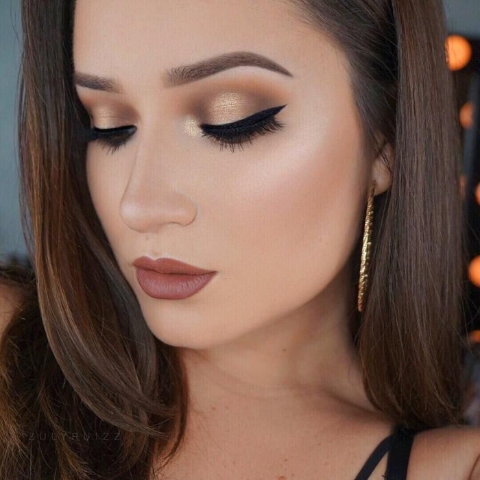 Прическа и макияж на выпускной реклама