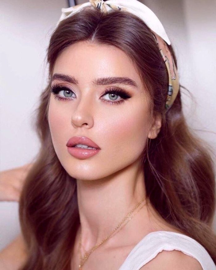 Лёгкий макияж на выпускной