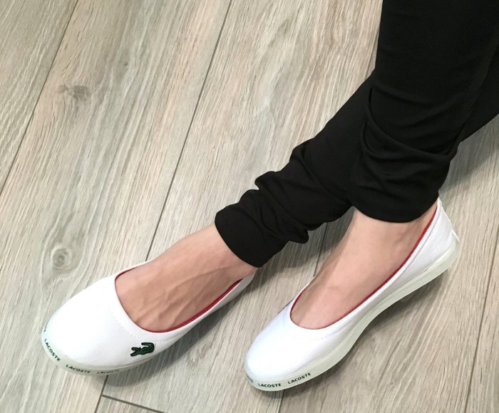 Туфли с цепочкой на щиколотке