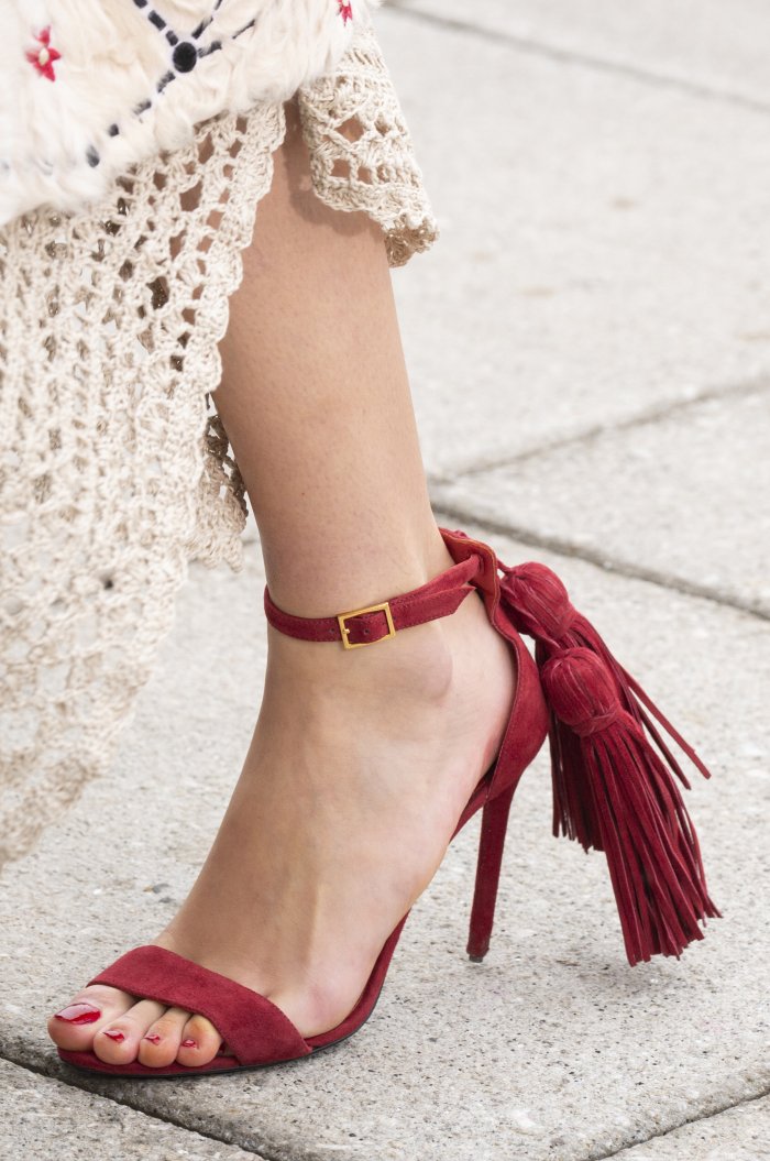 Обувь лоферы женские 2022