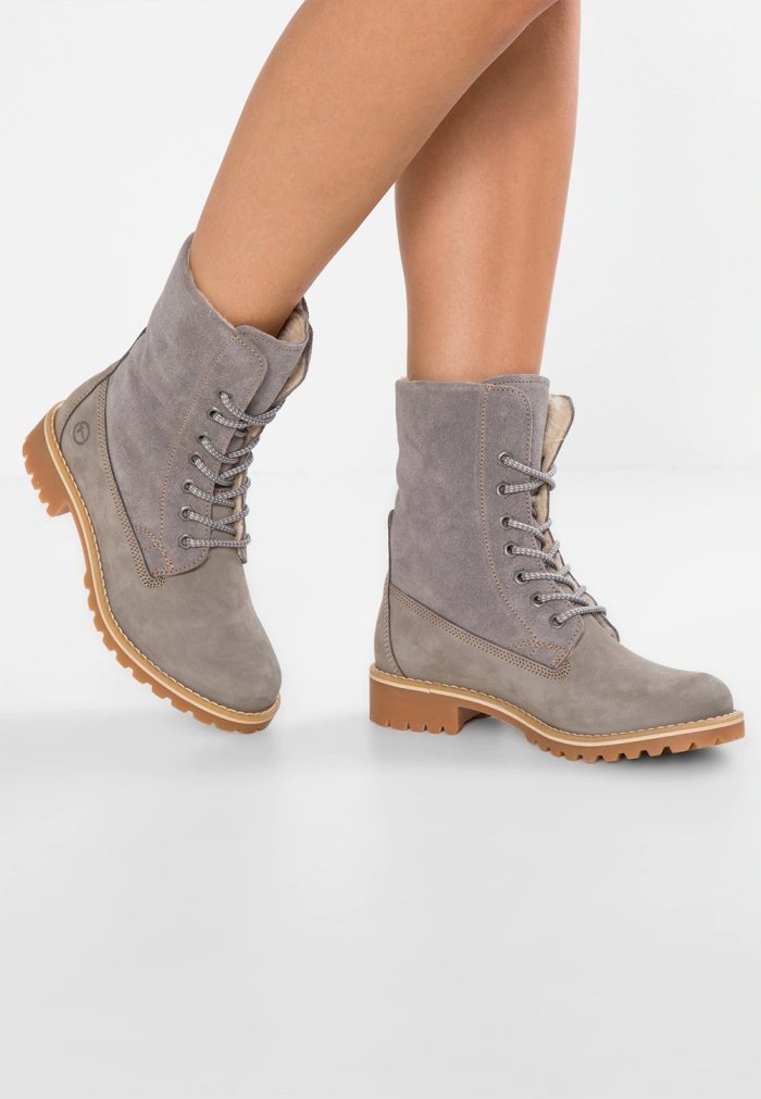 Босоножки 2022 тренды