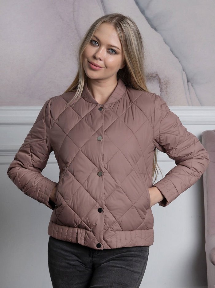 Бомбер женский 2022 тренд