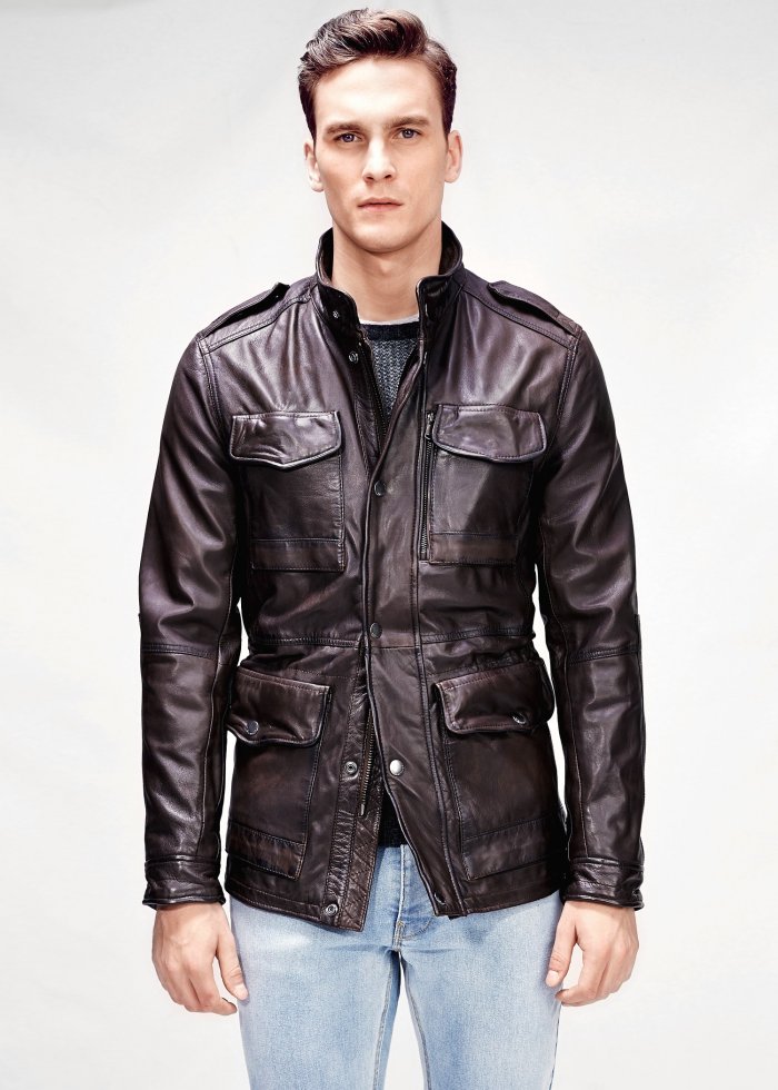 Лакост куртка стеганная