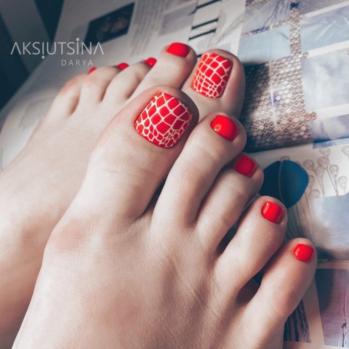 Педикюр 2021 модные