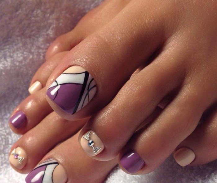 Педикюр геометрия