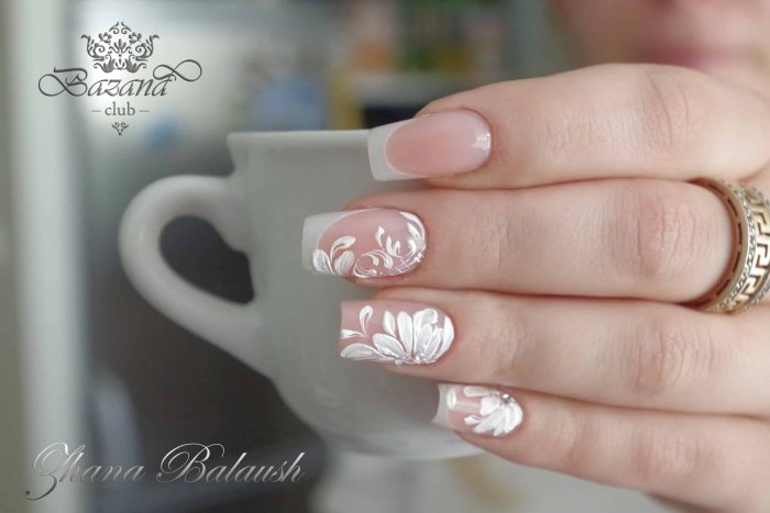 Свадебный маникюр с узорами