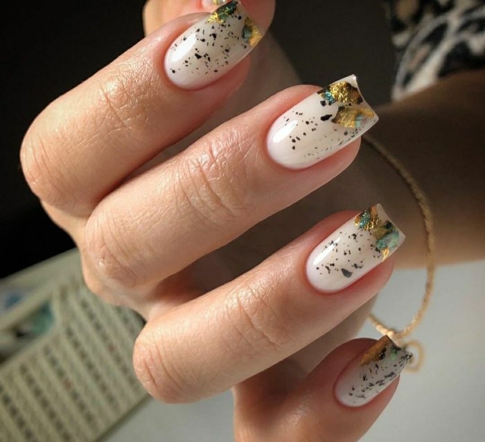 Маникюр перепелиное яйцо 2022