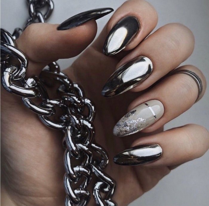 Маникюр металлик серебро