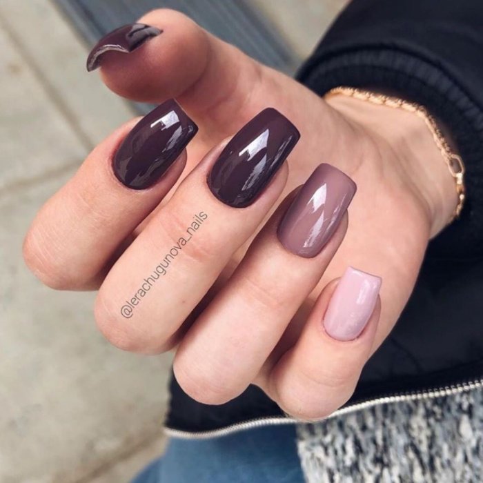 Коричневый маникюр однотонный