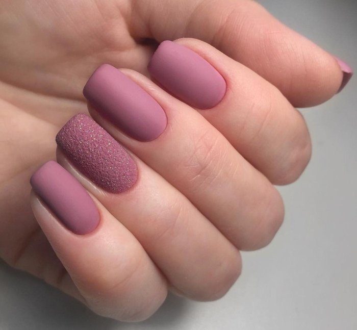 Ногти однотонные матовые