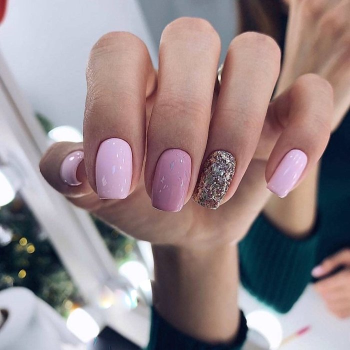 Нежный маникюр