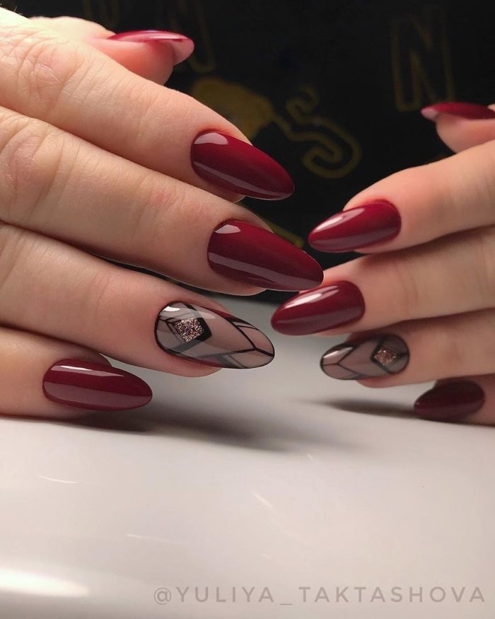 Ногти миндаль молодёжные модные бордовые