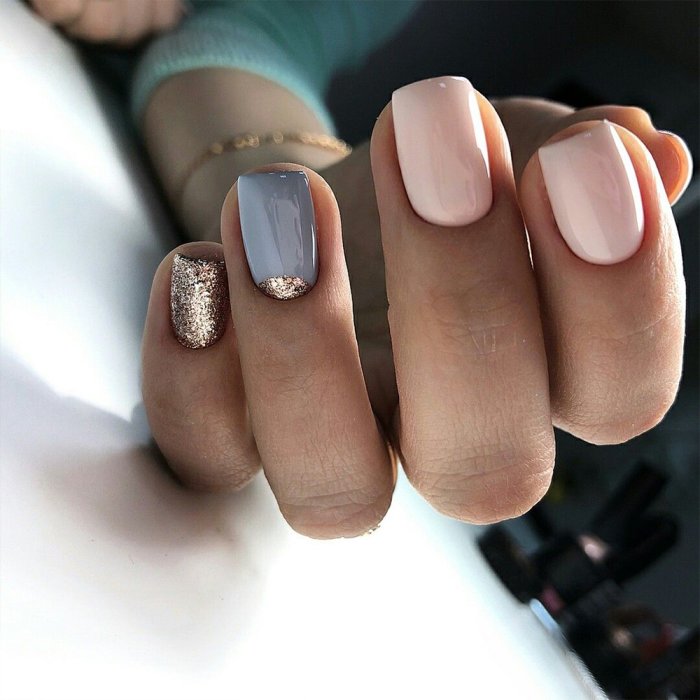 Маникюр бежевого цвета