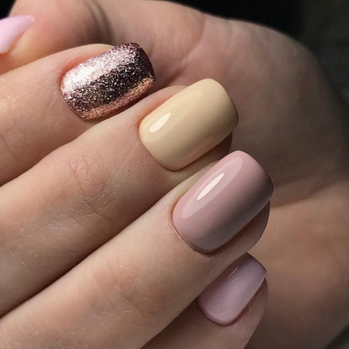 Маникюр в пастельных тонах