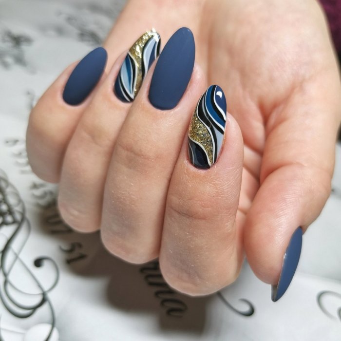 Маникюр абстракция