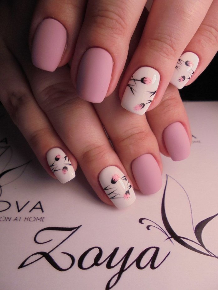 Маникюр летний нежный